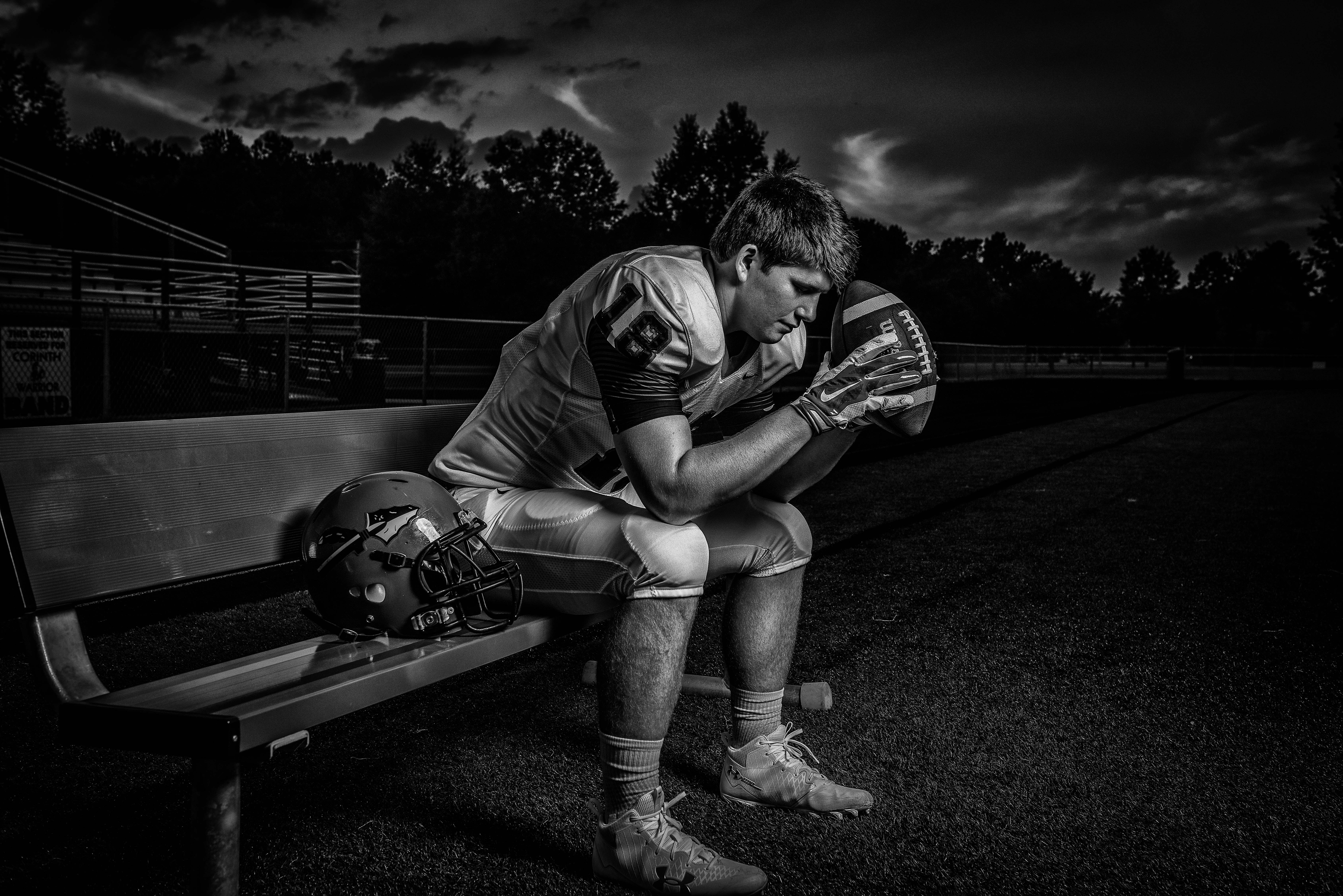 senior portraits, football player, Sue Bryce, black and white, Rob Brown